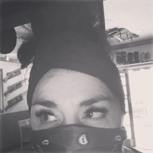 Meet your Posher, Sandy